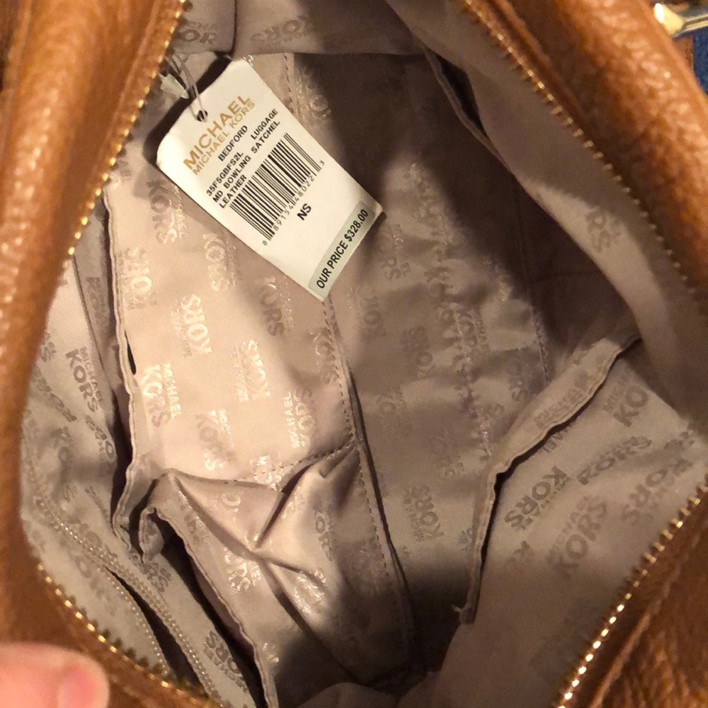 Michael Kors purse - Picture 6 of 8